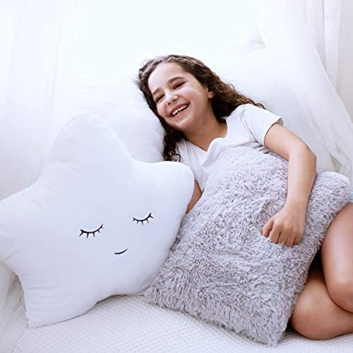 Perfectto Design Set of 2 Star Furry Throw Pillows for Kids Room