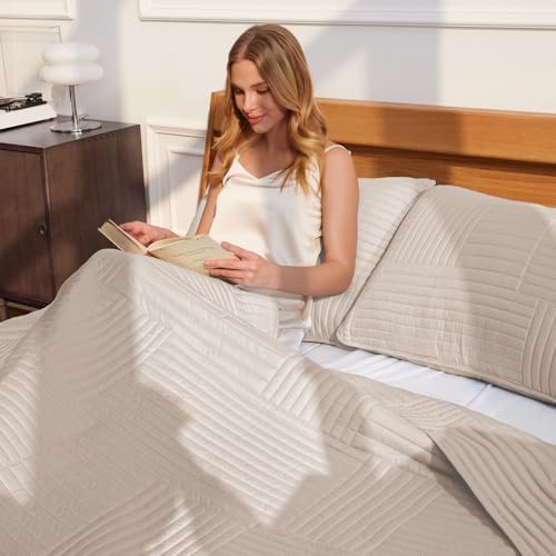 Whale Flotilla Ultra Soft Twin Quilt Set 2 Piece