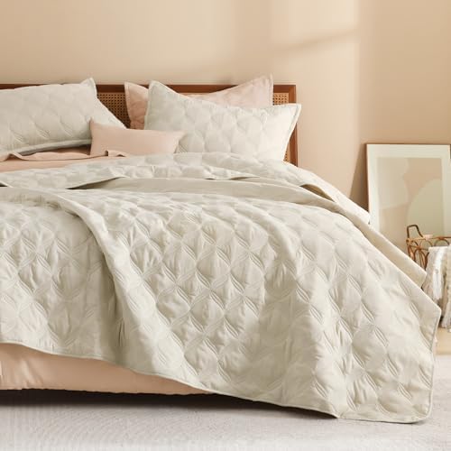 Litanika Beige California King Quilt Set - Lightweight and Soft 3 Piece