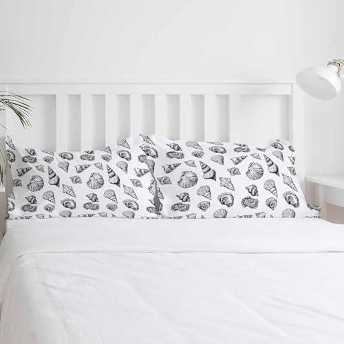3 Piece Bedding Set with Zipper Closure