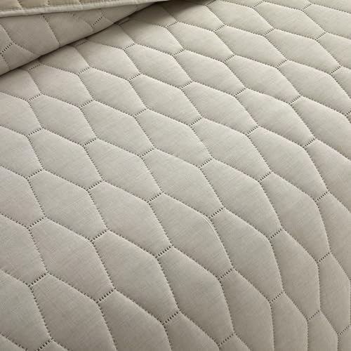 Chic Home Nyla 3 Piece Queen Quilt Set - Beige Hexagon Pattern