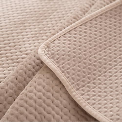 KASENTEX Plush Poly-Velvet Quilt Set with Shams - Queen Size