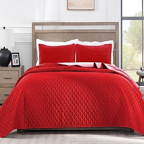 Exclusivo Mezcla Reversible Queen Quilt Bedding Set with Pillow Shams