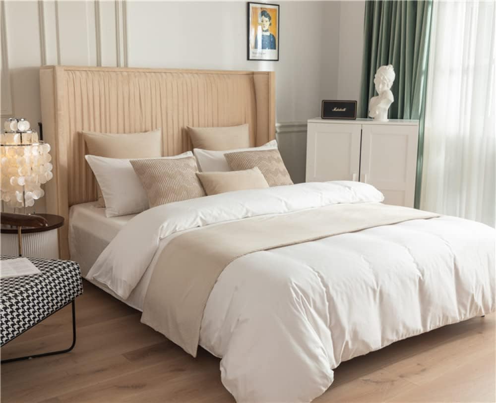 Tophacker Velvet Bed Runner with 2 Cushion Covers