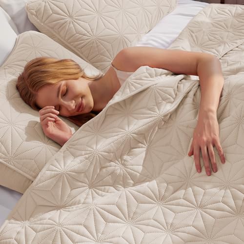 Whale Flotilla Twin Quilt Bedding Set with Geometric Star Pattern