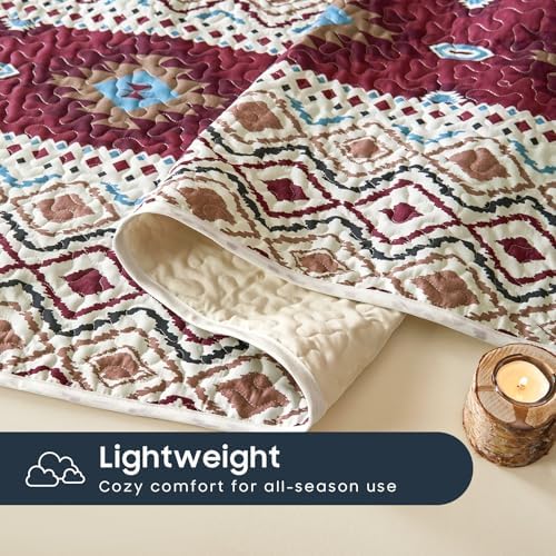 Wake In Cloud Western Quilt Set QueenFull 3 Pieces Beige Burgundy
