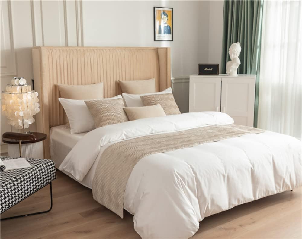 Tophacker Velvet Bed Runner with 2 Cushion Covers