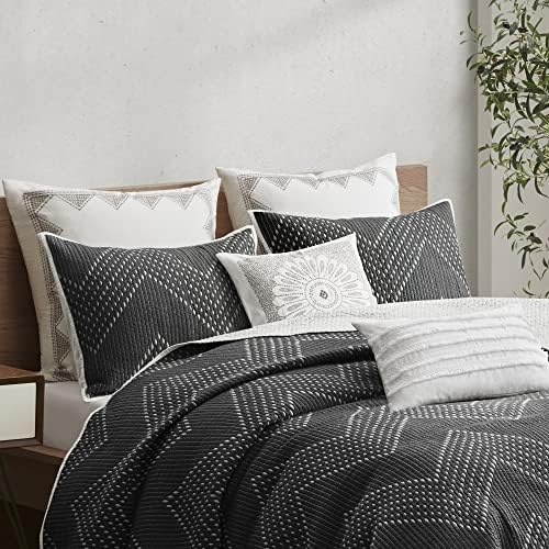 INKIVY Reversible Cotton Quilt Set - Chevron Design