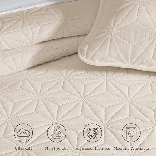 Whale Flotilla Twin Quilt Bedding Set with Geometric Star Pattern