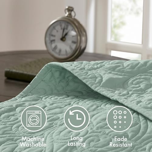Madison Park Quebec Reversible Bedspread Set - Seafoam Damask