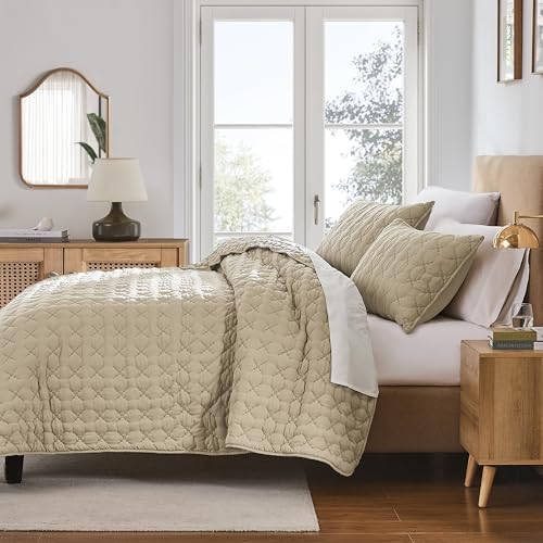 HomeSerene Beige King Quilt Set with 2 Shams