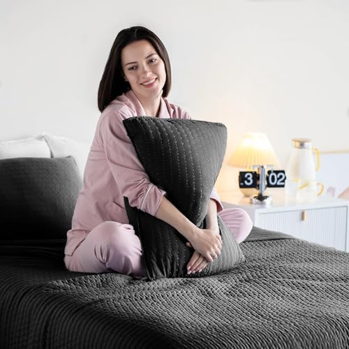 KASENTEX King Size Quilt Set - Stone Washed Black