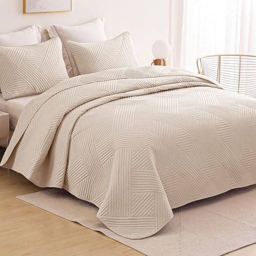 Whale Flotilla Twin Quilt Set Soft Lightweight Bed Cover with Embossed Pattern