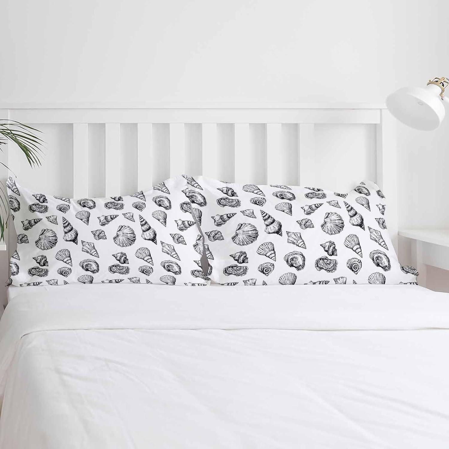 3 Piece Bedding Set with Zipper Closure