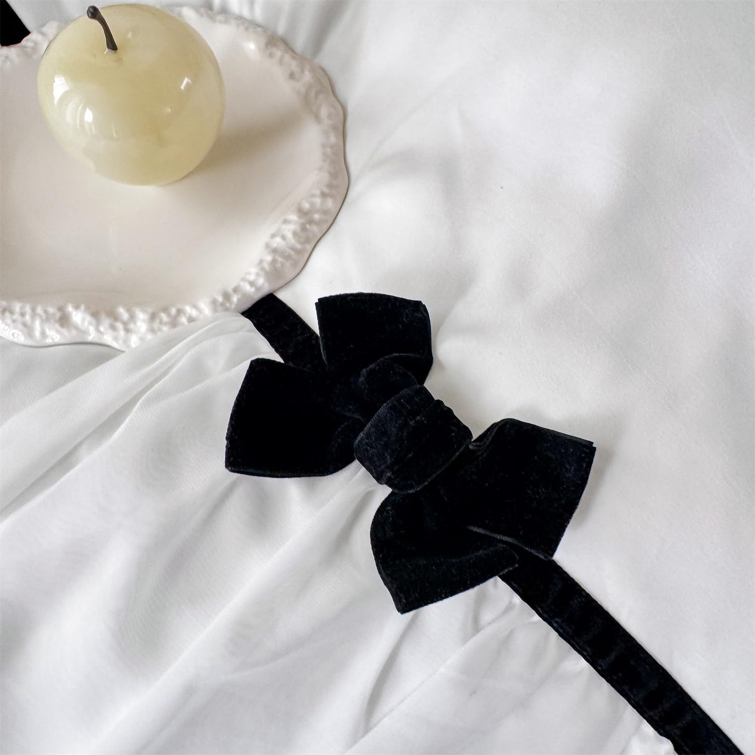 SOUKECHY Ruffle Bedding Set with Bowtie and Zipper Closure