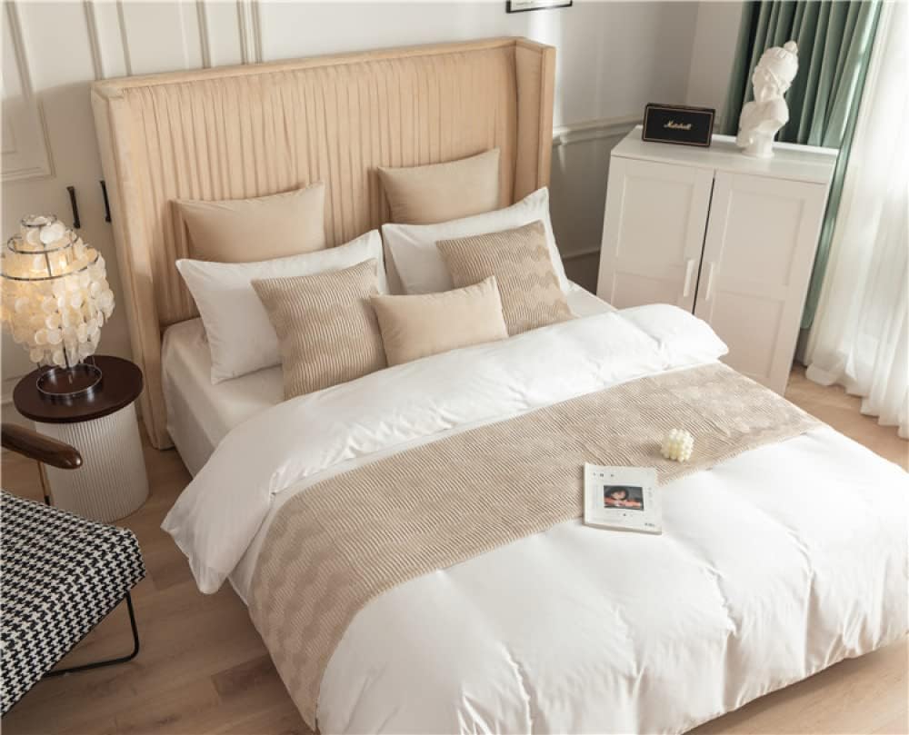 Tophacker Velvet Bed Runner with 2 Cushion Covers