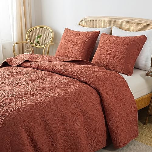 ROARINGWILD Boho Burnt Orange Quilt Set with Pillow Shams