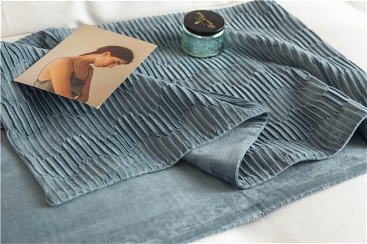 TopLacker Blue King Bed Runner and 2 Pillowcase Set 1