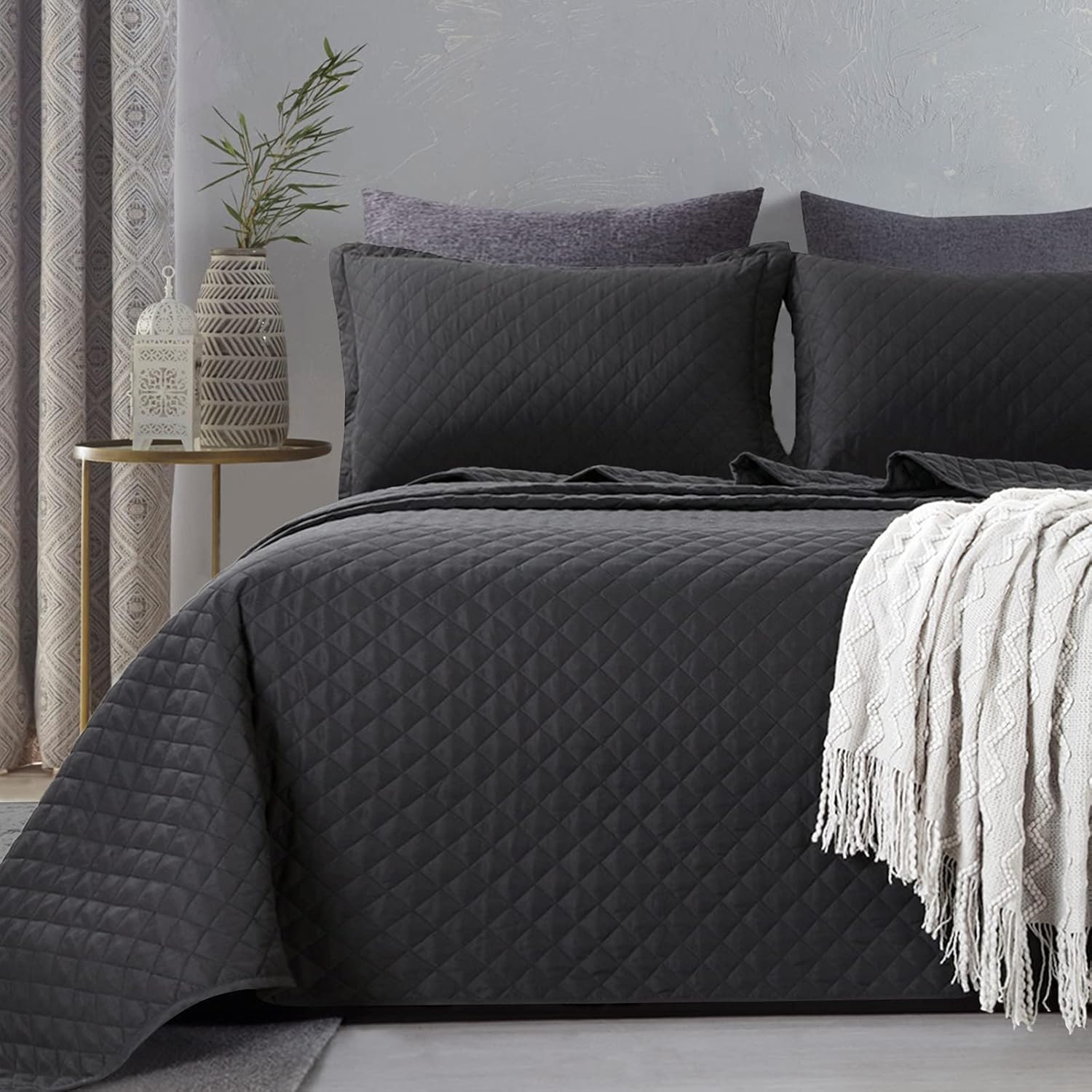 HOMBYS 3 Piece Oversized Quilt Set Comforter Bedspread