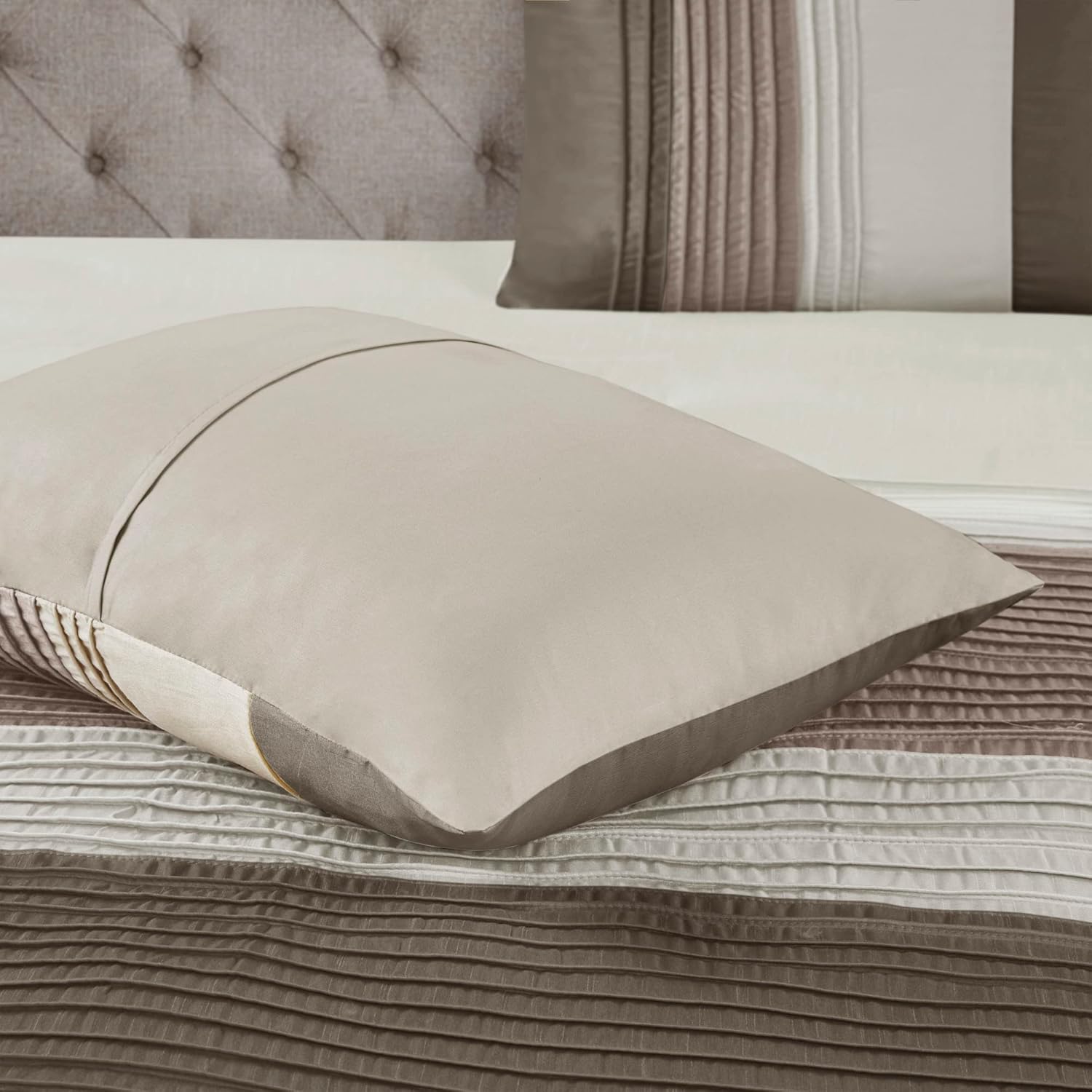 Madison Park Amherst Faux Silk 7-Piece Comforter Set