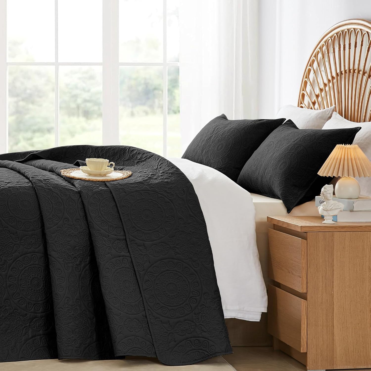 WURUIBO Black Quilt Set Queen Size Bedding