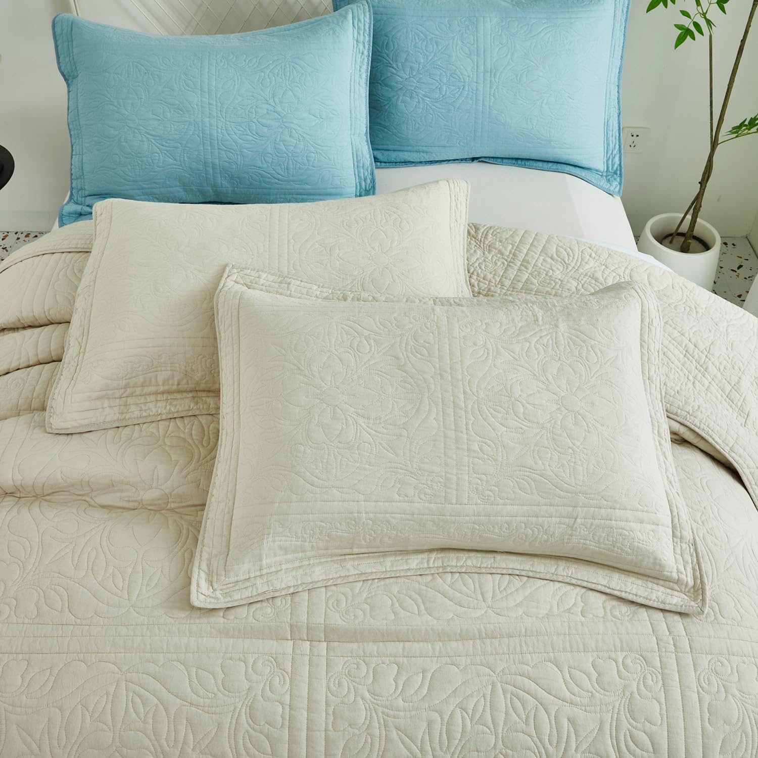 WINLIFE 100 Cotton Quilt Set Full Queen 90x98 Inch Beige