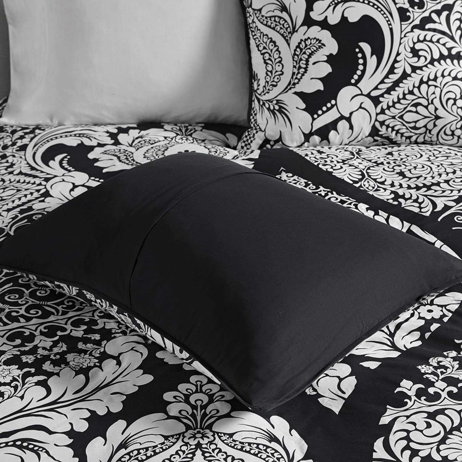 Madison Park Vienna Comforter Set - 7 Piece Black