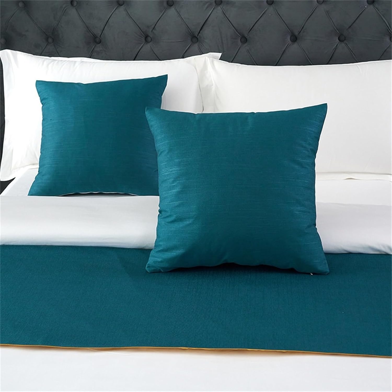 TopLacker Hotel Bed Runner and 2 Pillowcase Set