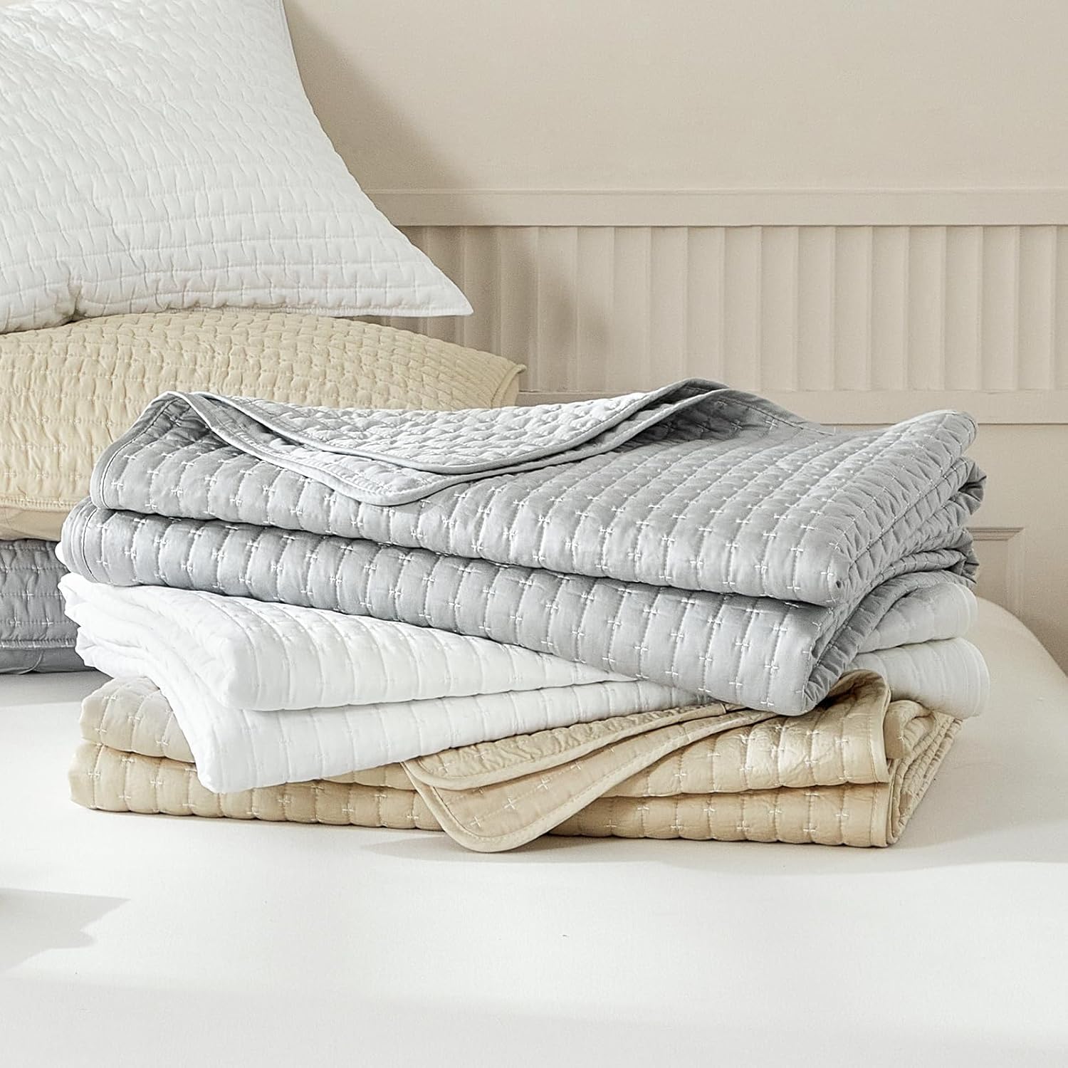 WARMDERN Beige King Quilt Set Cooling Summer Quilt for Hot Sleepers