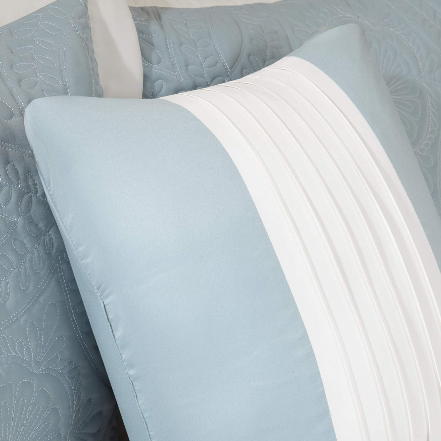 Madison Park Ashbury Bedspread Set - Medallion Blue Oversized Queen 102x118