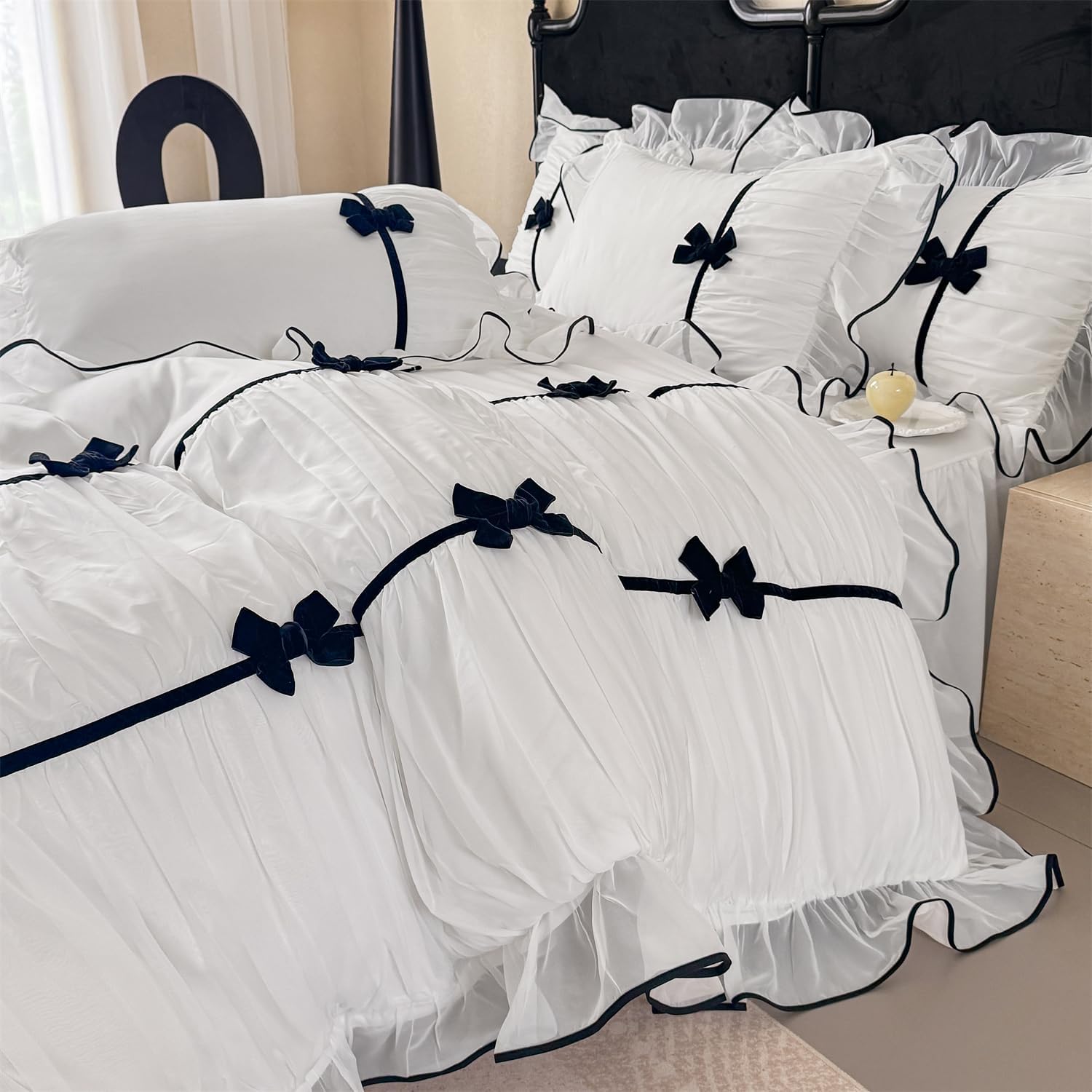 SOUKECHY Ruffle Bedding Set with Bowtie and Zipper Closure