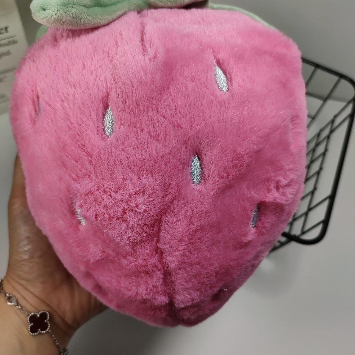 Liyang Strawberry Pillow Plush Throw Decor 20cm