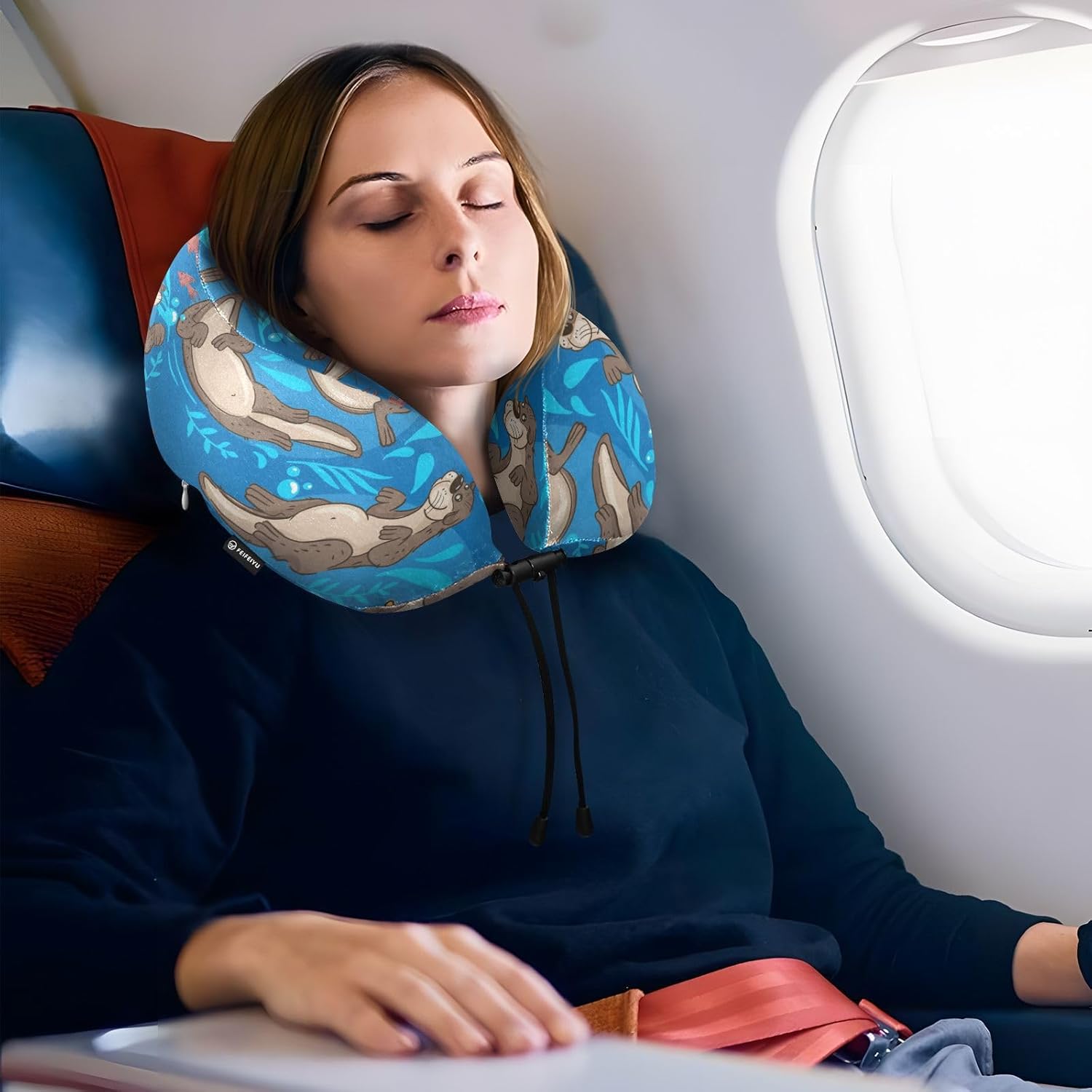 Sletend Cute Otters Travel Neck Pillow with Storage Bag