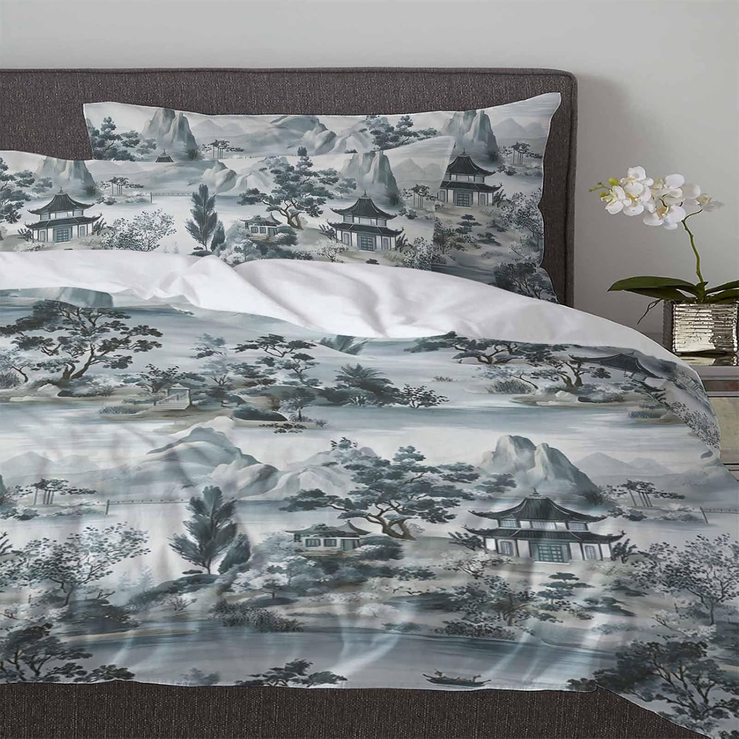 Boanket 3-Piece Queen Duvet Set with Zipper Modern Art Retro Design