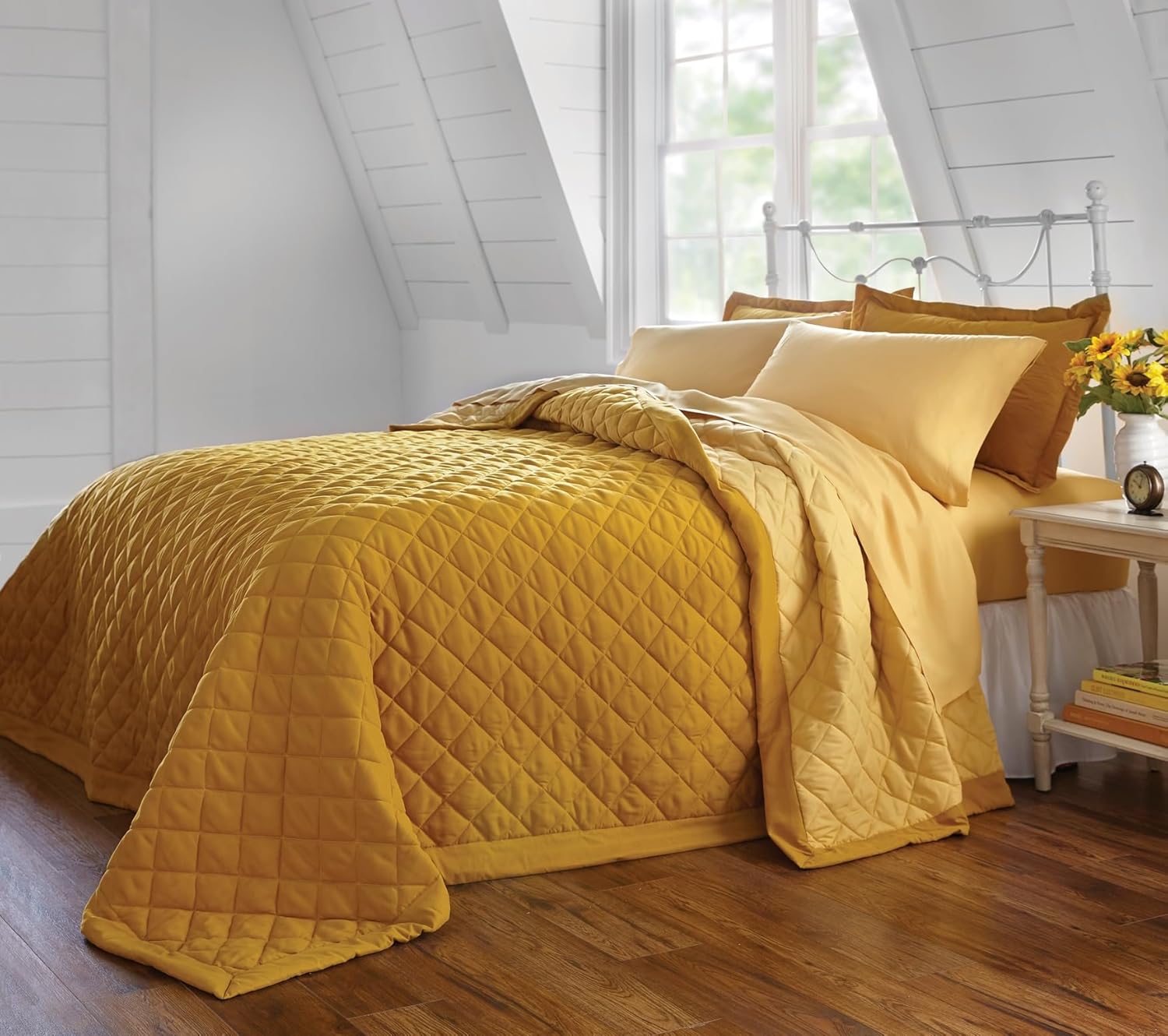 BrylaneHome Bedspread Queen Green Chocolate
