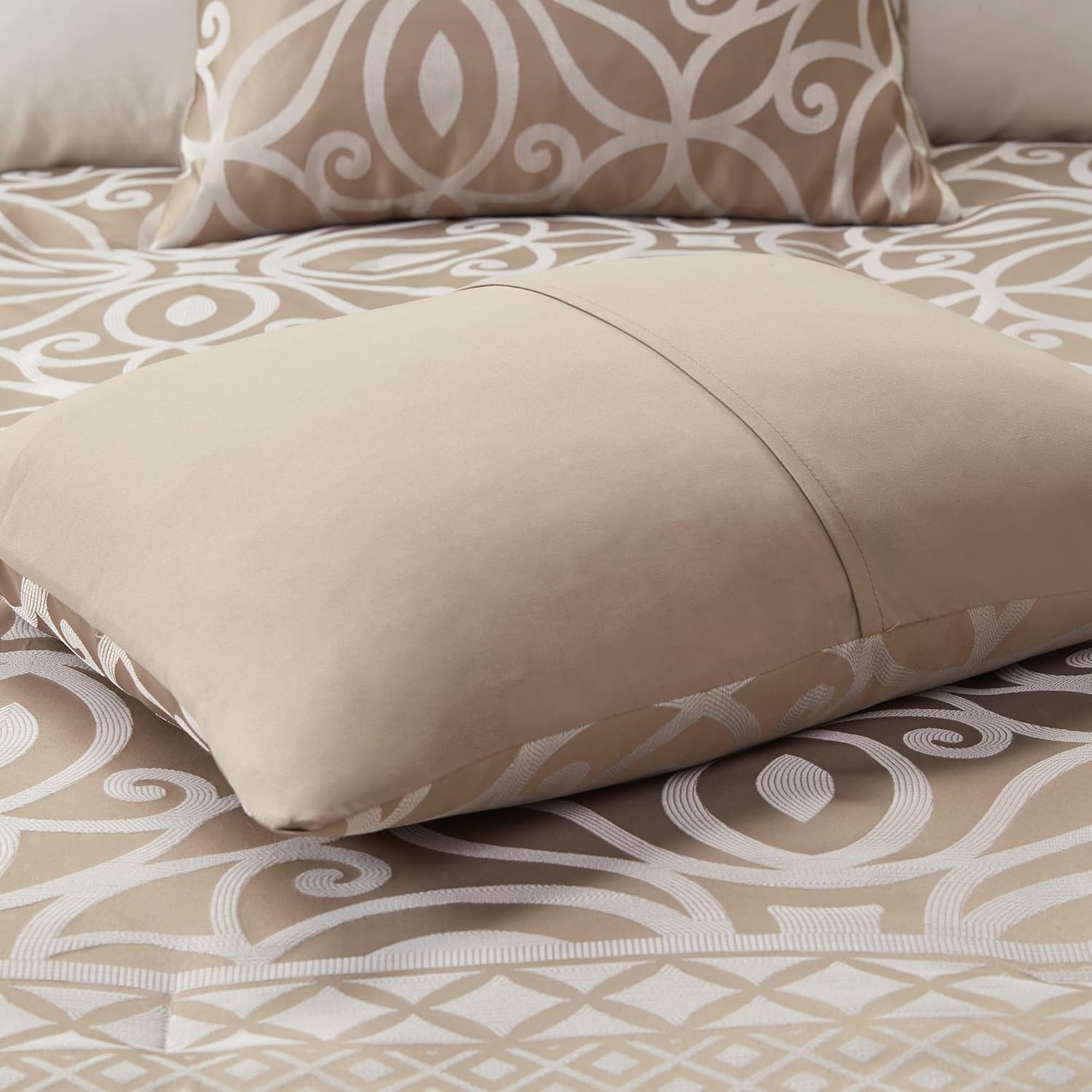 Madison Park Carina 7 Piece Comforter Set