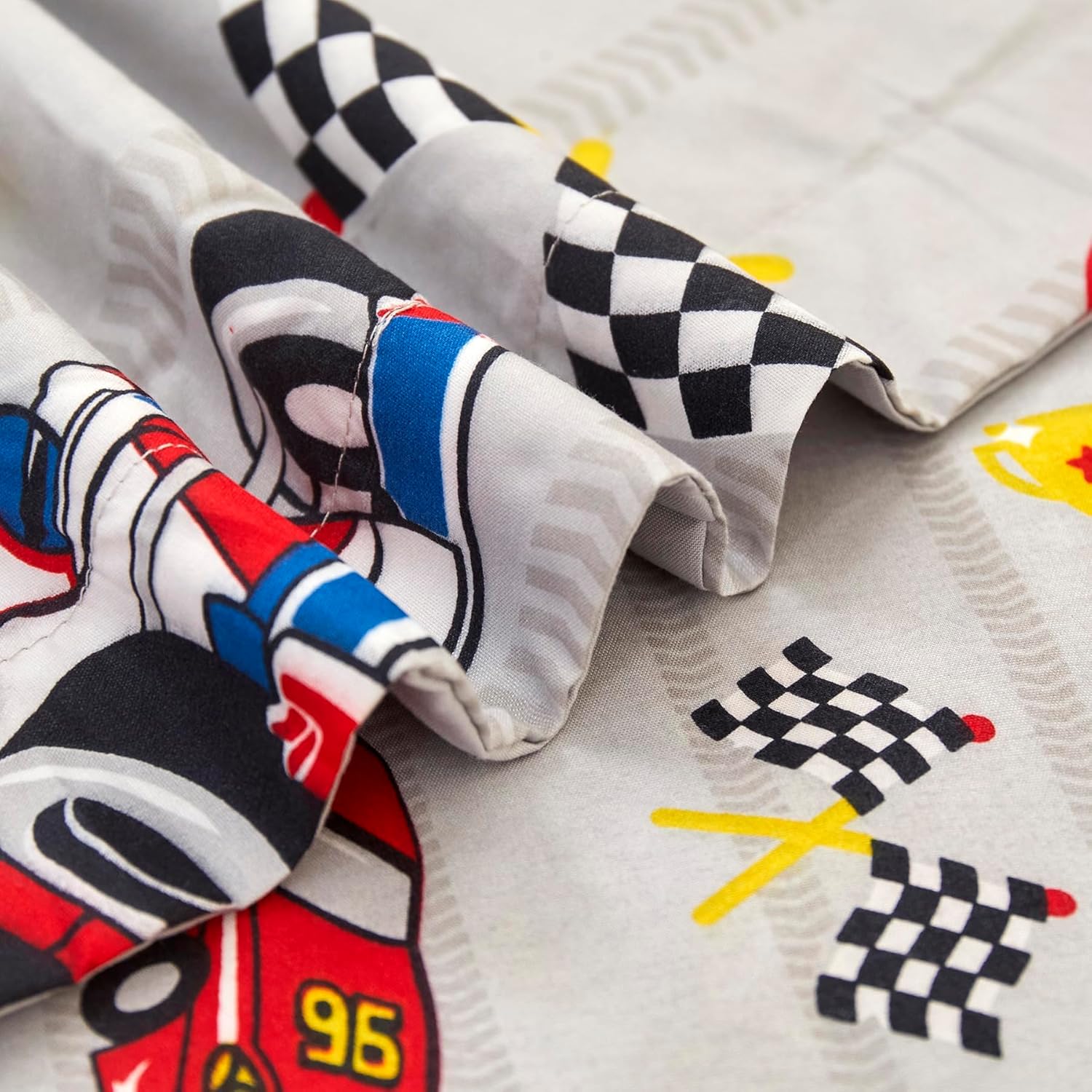 Mooreeke Twin Comforter Set for Boys Kids Racing Car Bedding