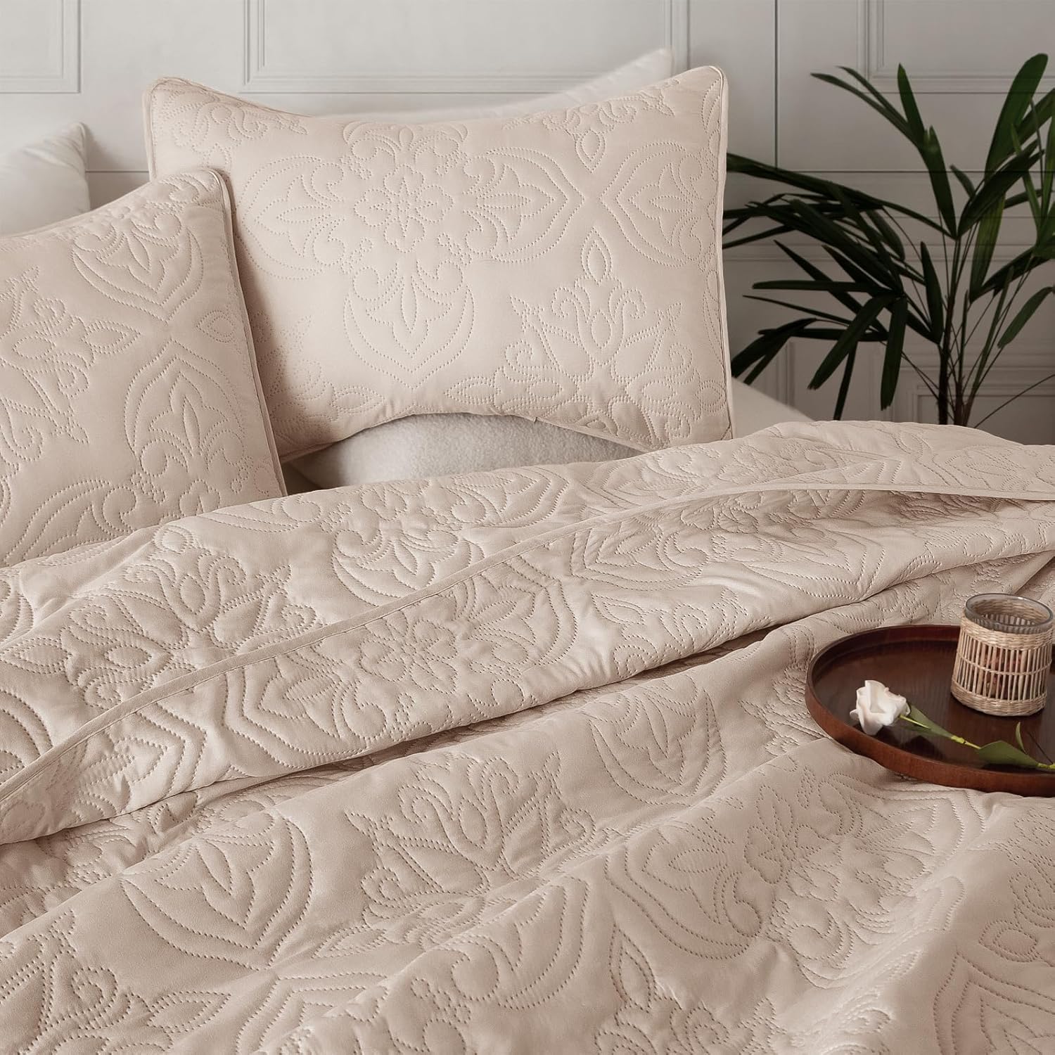 Whale Flotilla Soft Queen Quilt Bedding Set All Seasons