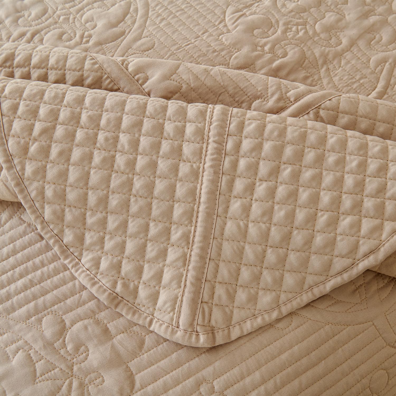 EVENHUG Quilt King Size Bedding Set with Pillow Shams