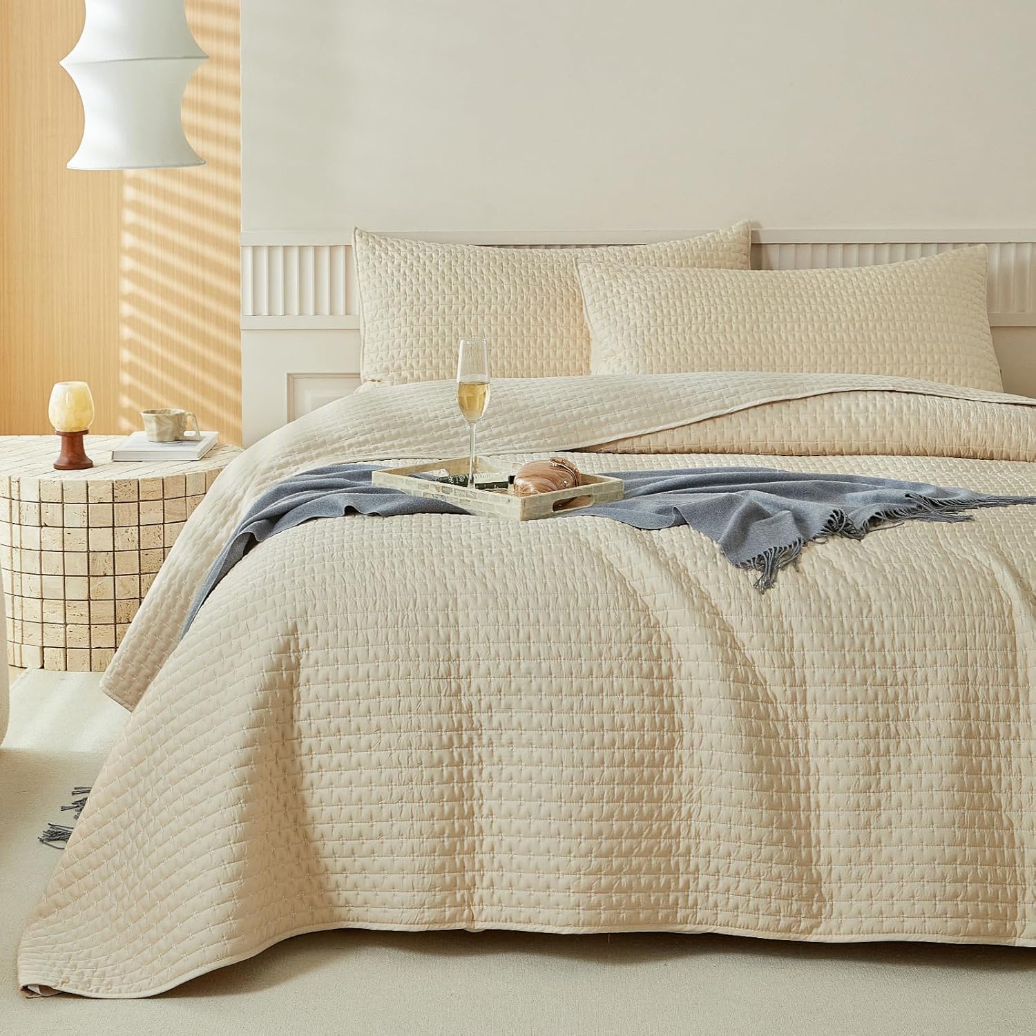 WARMDERN Beige King Quilt Set Cooling Summer Quilt for Hot Sleepers