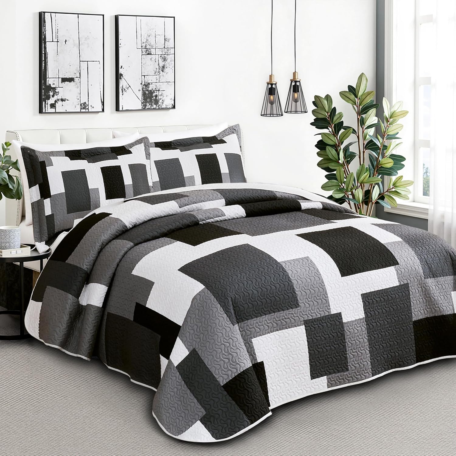 Tyrot Modern Patchwork Quilt Set Queen Size