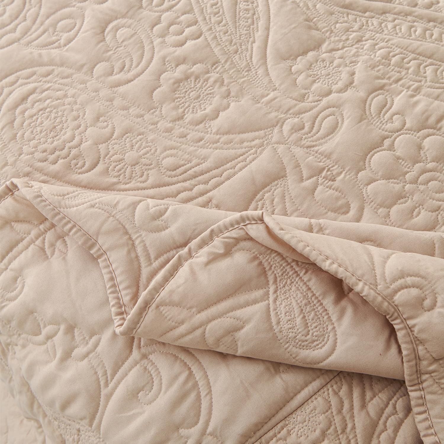 EVENHUG Lightweight Reversible Quilt Set 3 Piece 1