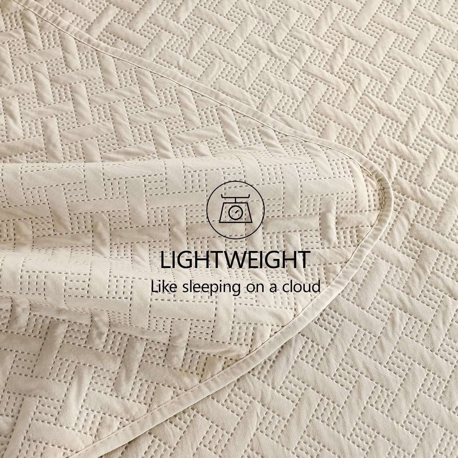 FLYMME King Quilt Bedspread Set with 2 Shams Beige Geometric Stripe Pattern