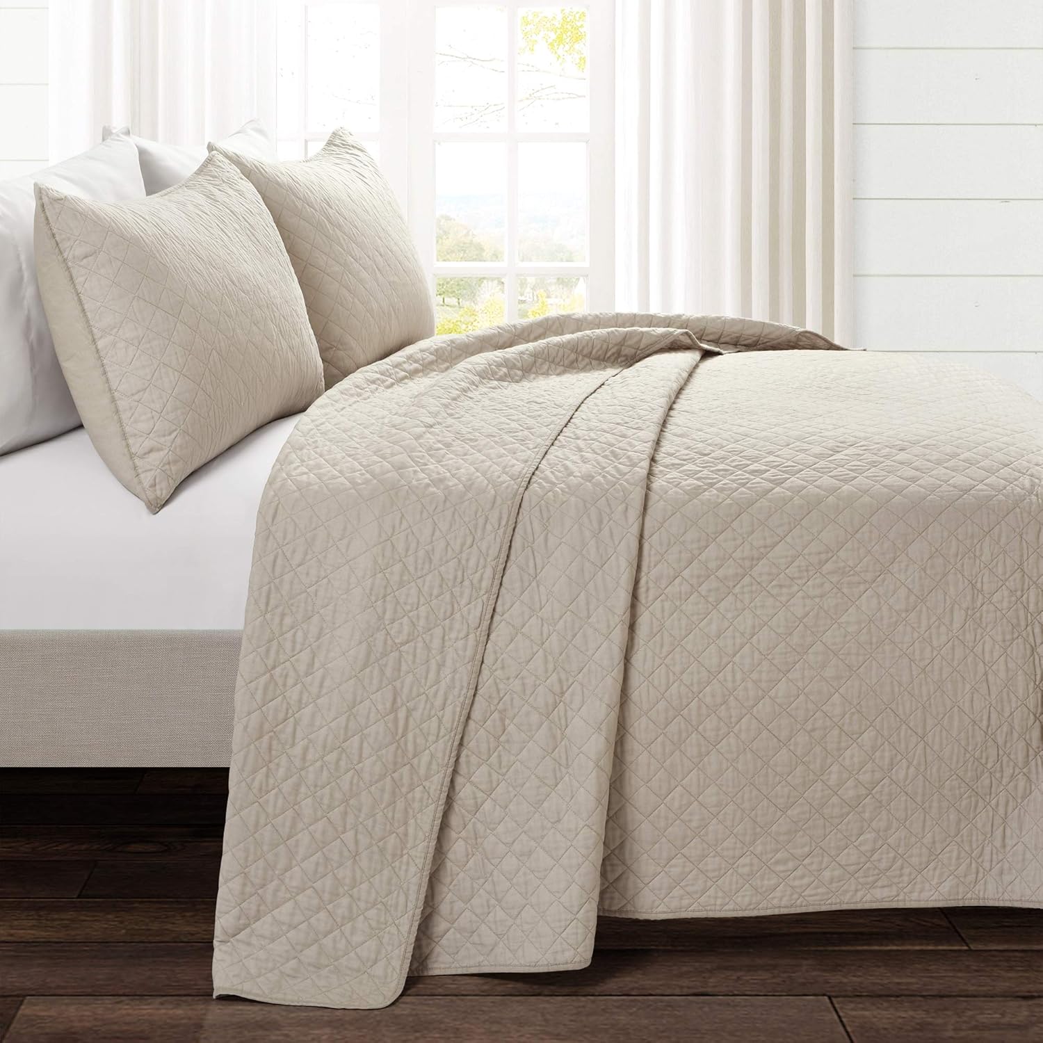 Lush Decor Ava Diamond Quilt Set - King - Neutral