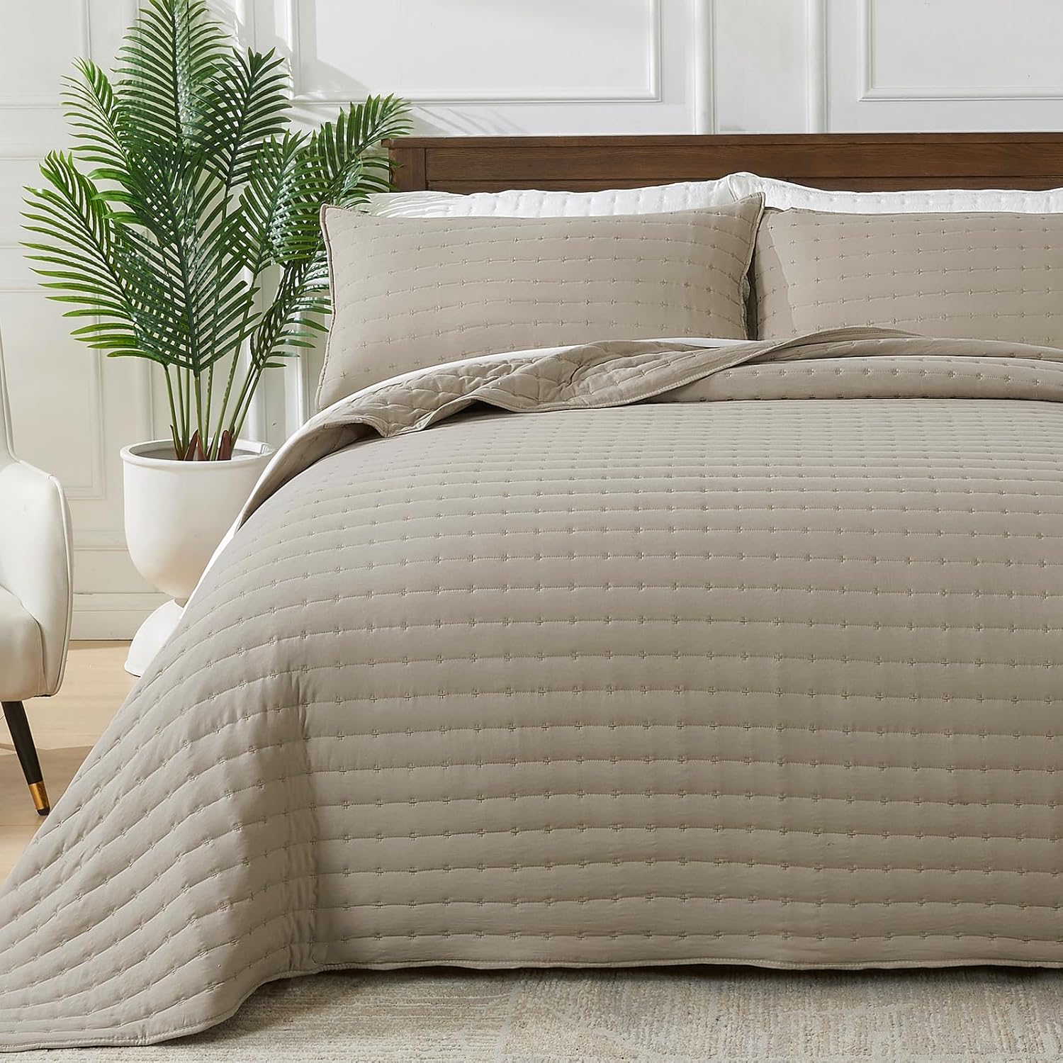 Suchbed Beige Cross-Stitch Quilt Set King Size 1