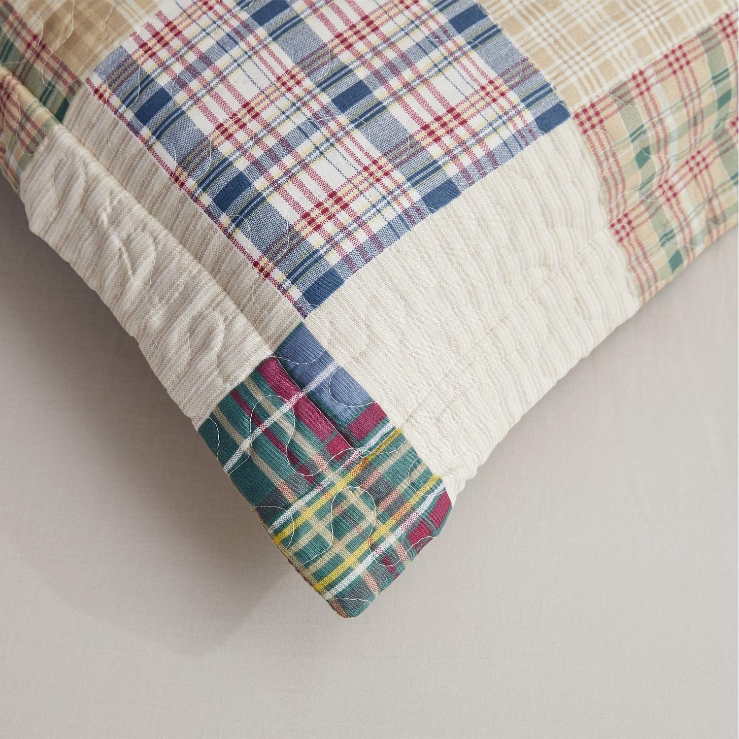 Hailea Beige Plaid Quilt Set Full Queen