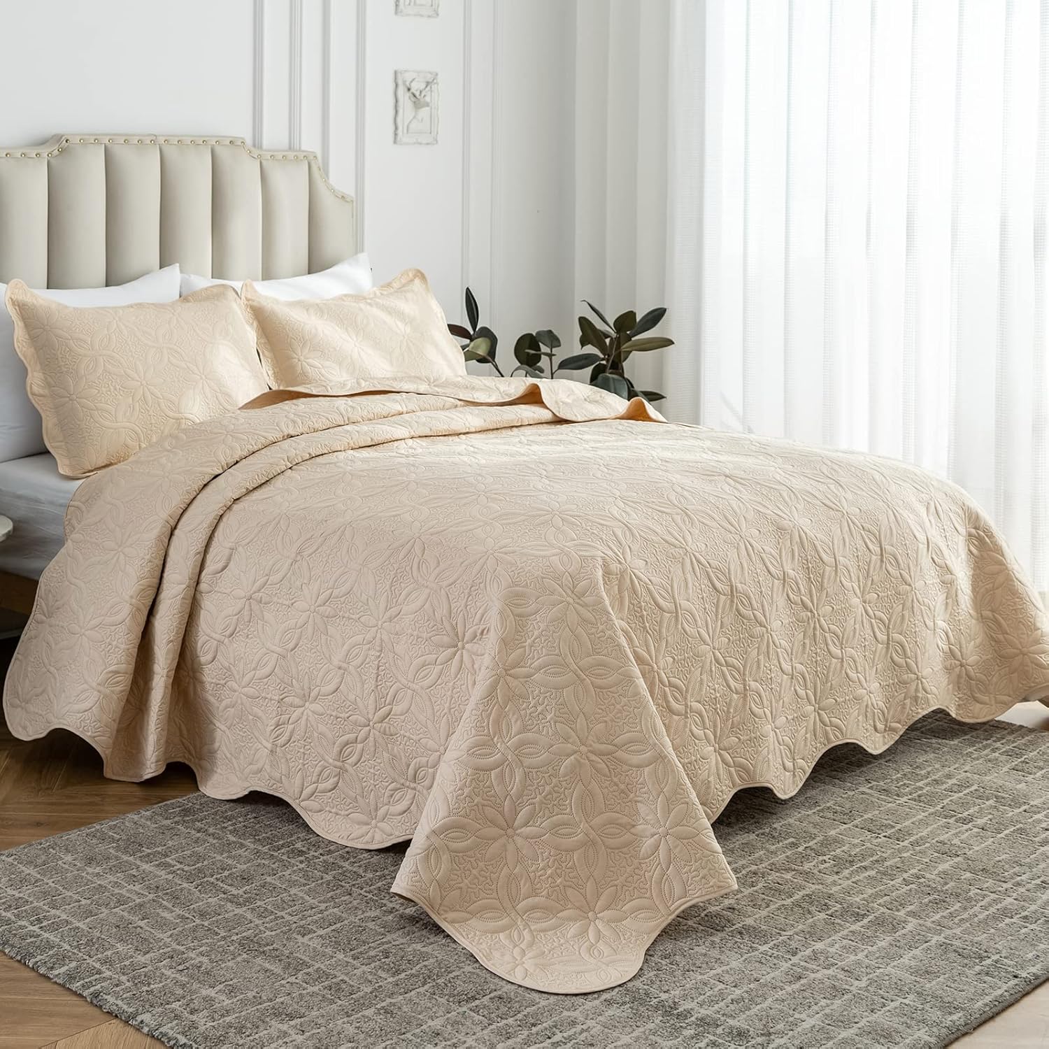 Auemtyn King Size Quilt Set 3 Pieces Floral Pattern