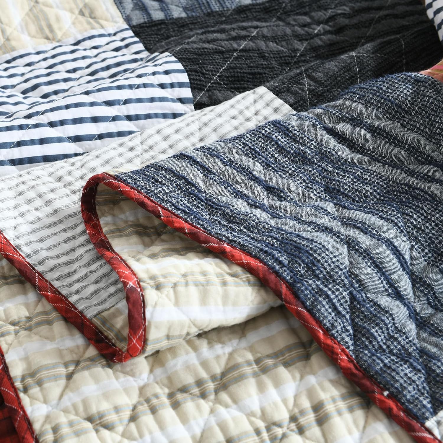 mixinni 100 Cotton Reversible Quilt Set for King Bed