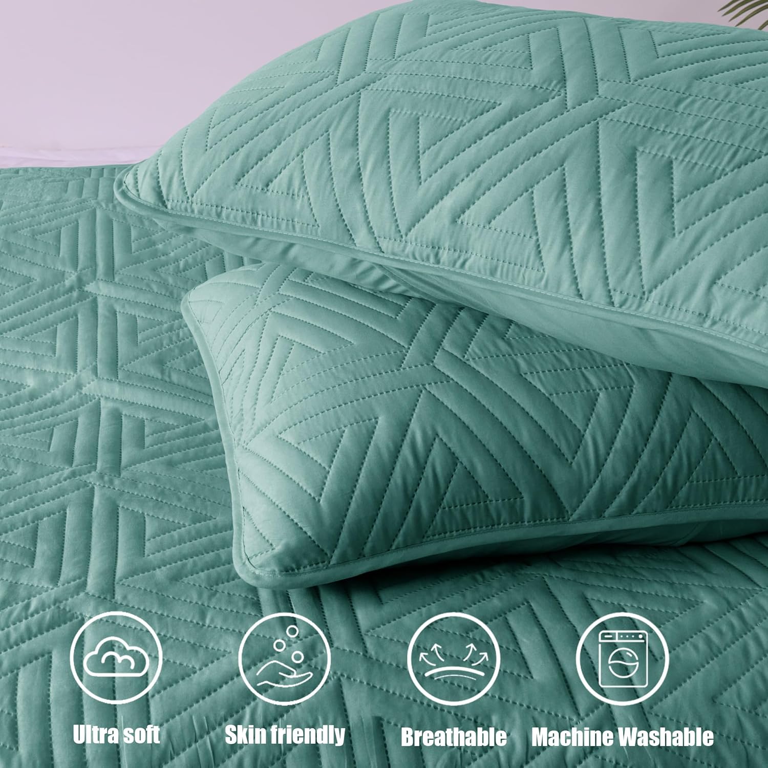 Whale Flotilla Turquoise Green Queen Quilt Set