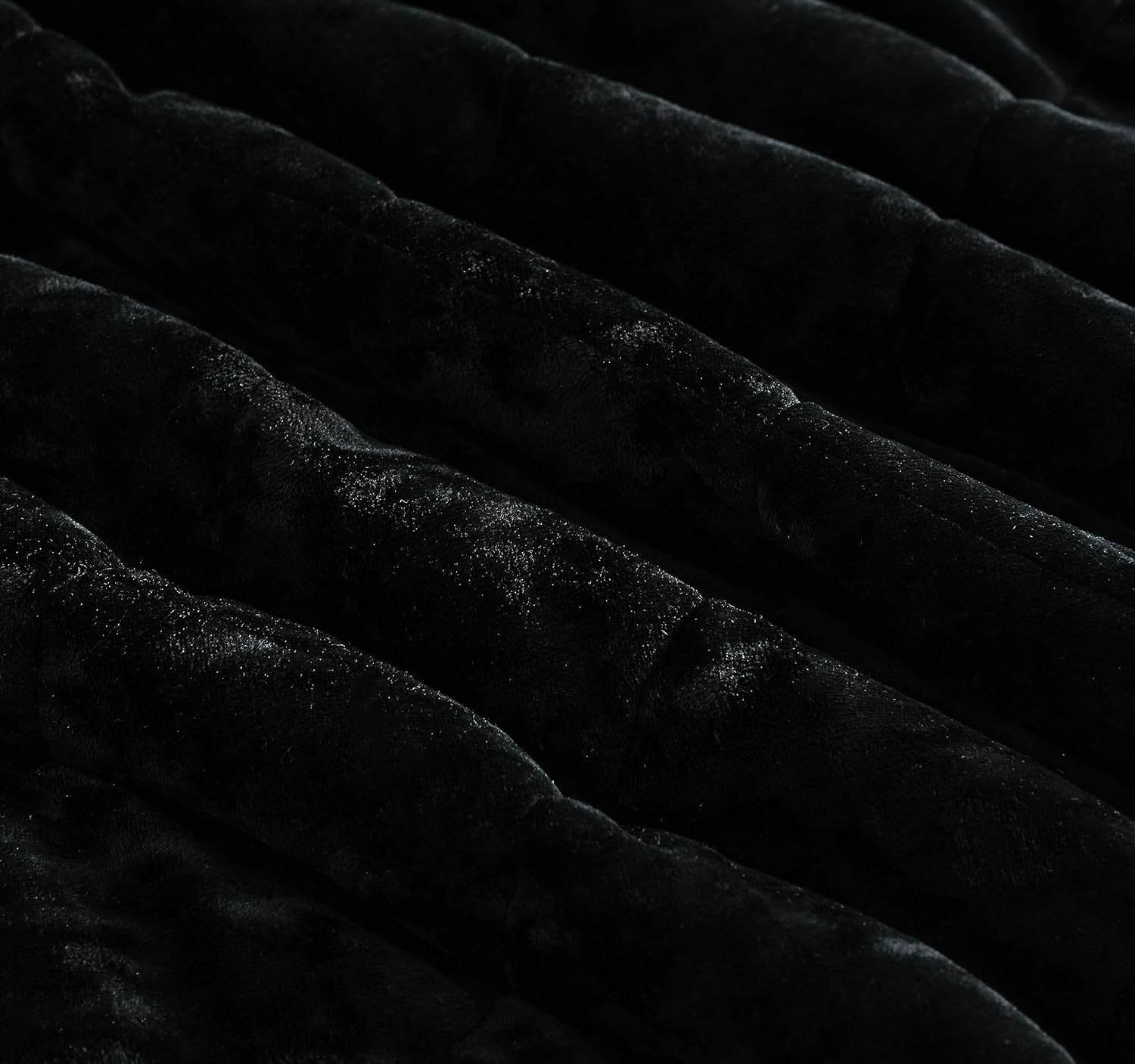 Chezmoi Lux Black Velvet Quilt King Set